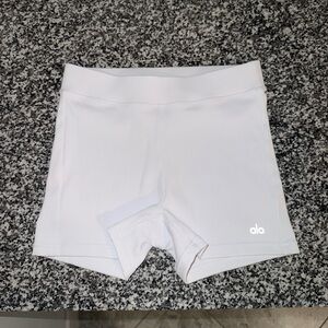 ALO Yoga Women's White Bike Shorts - Size M